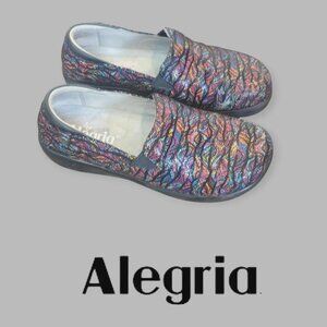 Alegria Keli Slip On Free Form  Embossed Paisley Clogs Shoes Womens Size 7